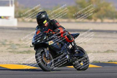 media/Nov-05-2022-SoCal Trackdays (Sat) [[f8d9b725ab]]/Turn 5 (940am)/